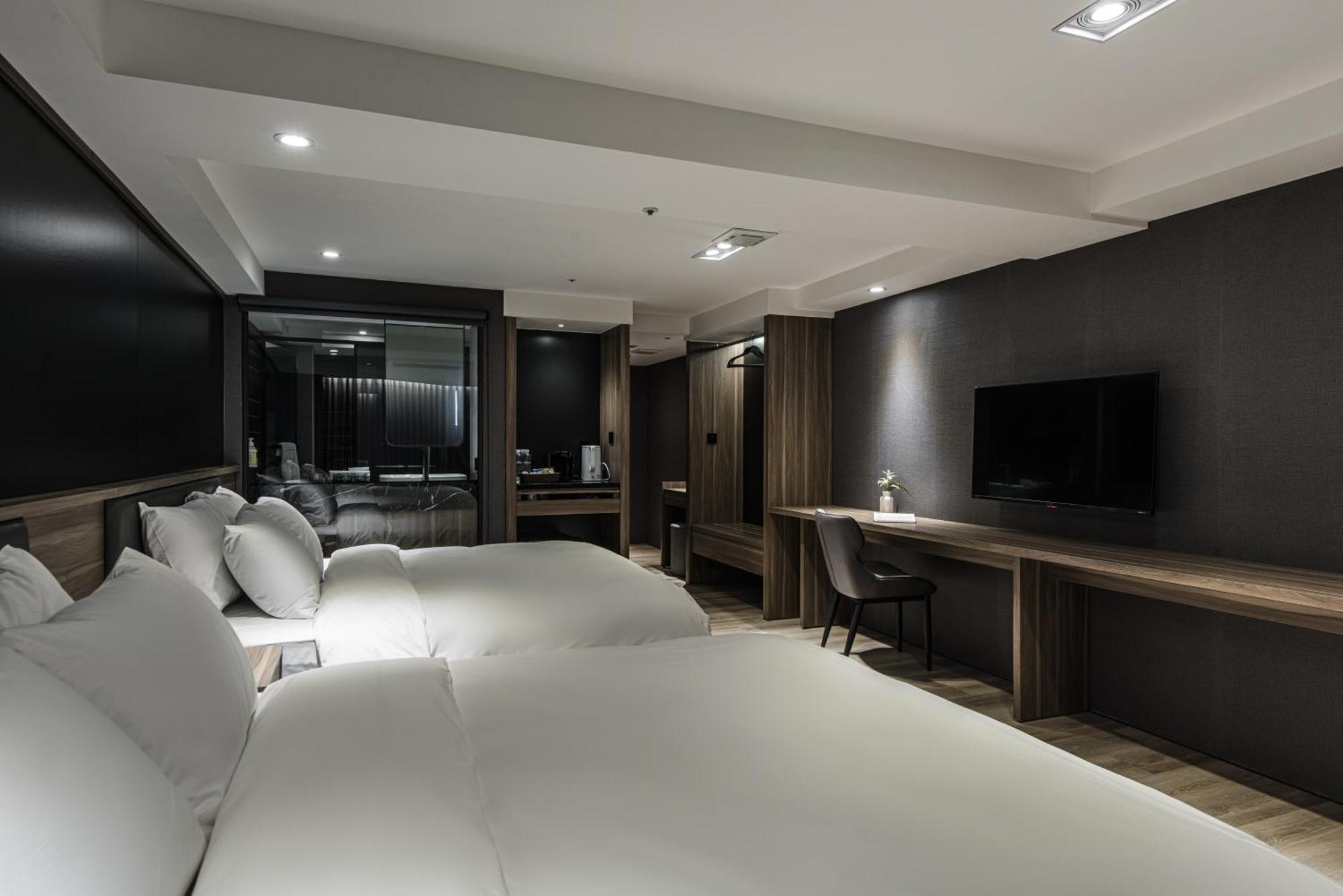 טאיצ'ונג Autumn Willow Hotel מראה חיצוני תמונה