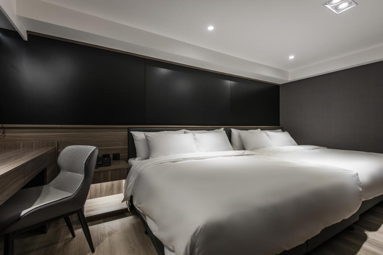 טאיצ'ונג Autumn Willow Hotel מראה חיצוני תמונה