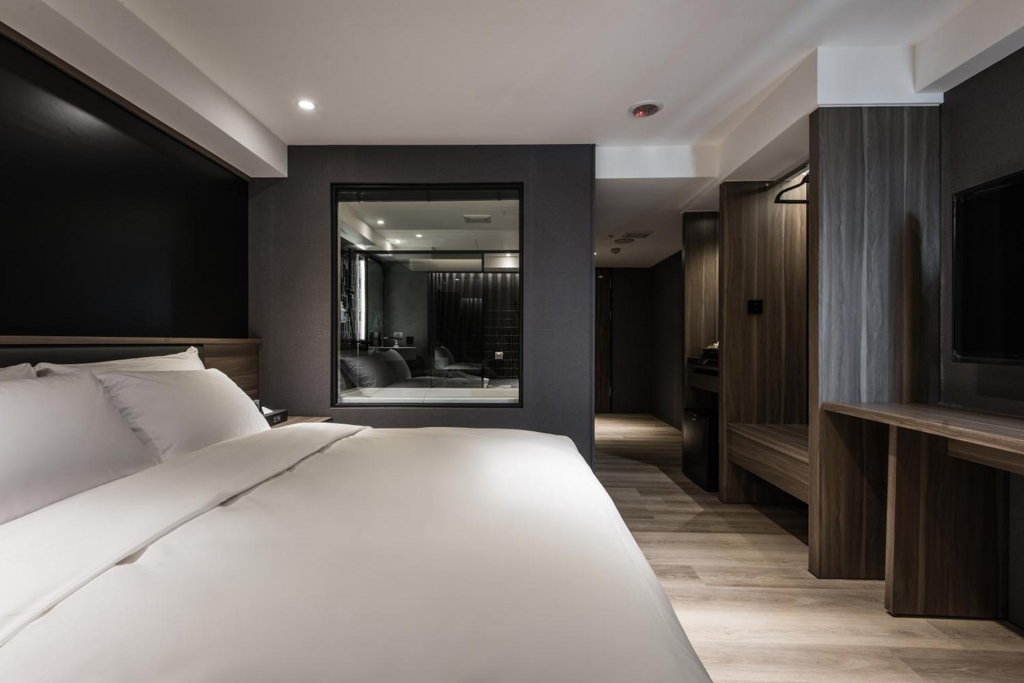 טאיצ'ונג Autumn Willow Hotel מראה חיצוני תמונה
