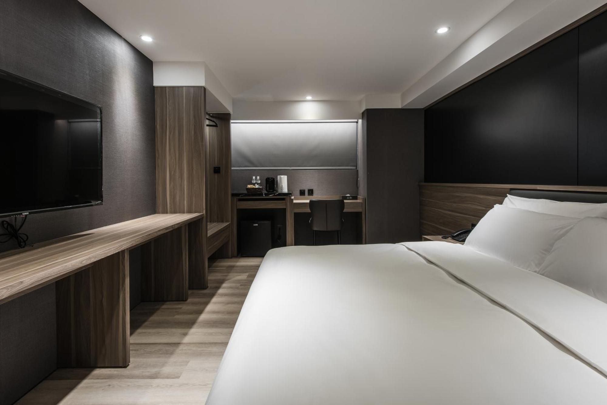 טאיצ'ונג Autumn Willow Hotel מראה חיצוני תמונה