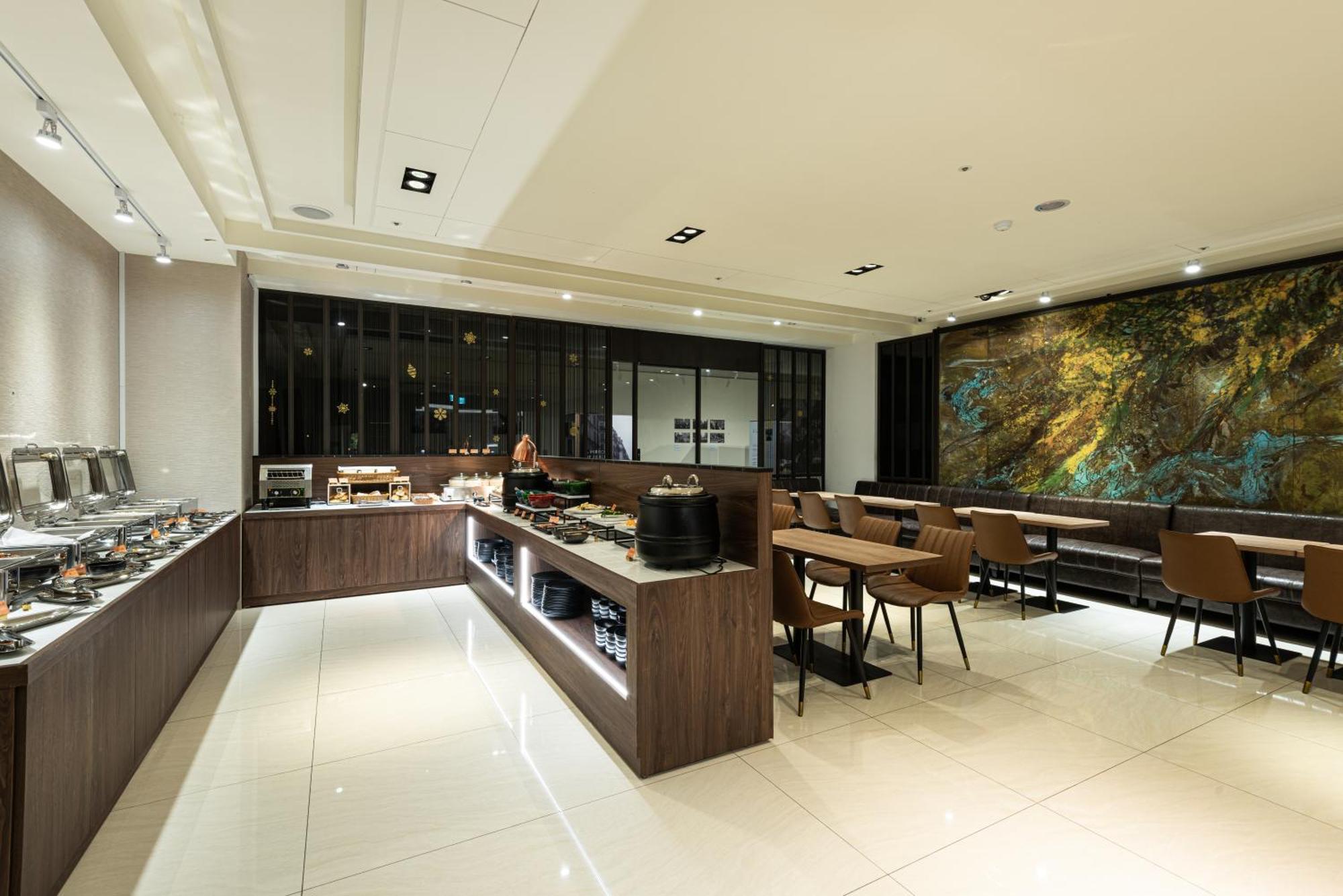טאיצ'ונג Autumn Willow Hotel מראה חיצוני תמונה